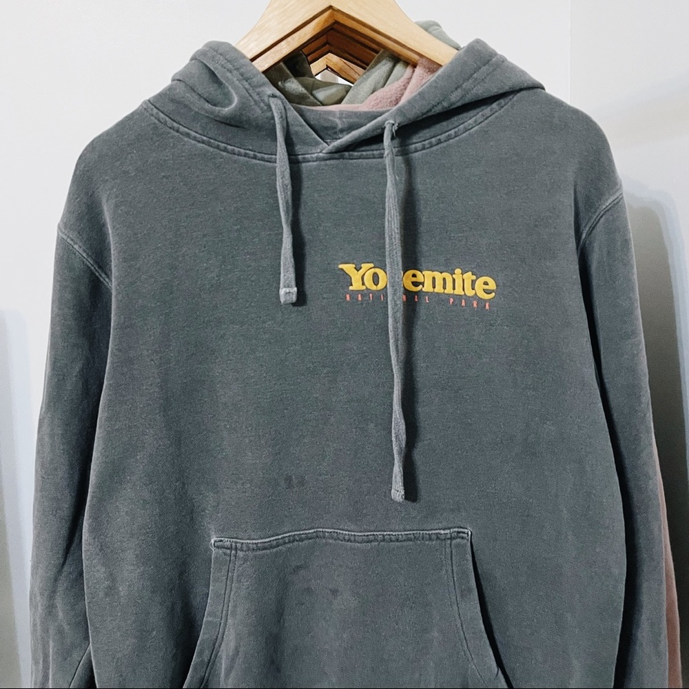 Pacsun yosemite grey hoodie